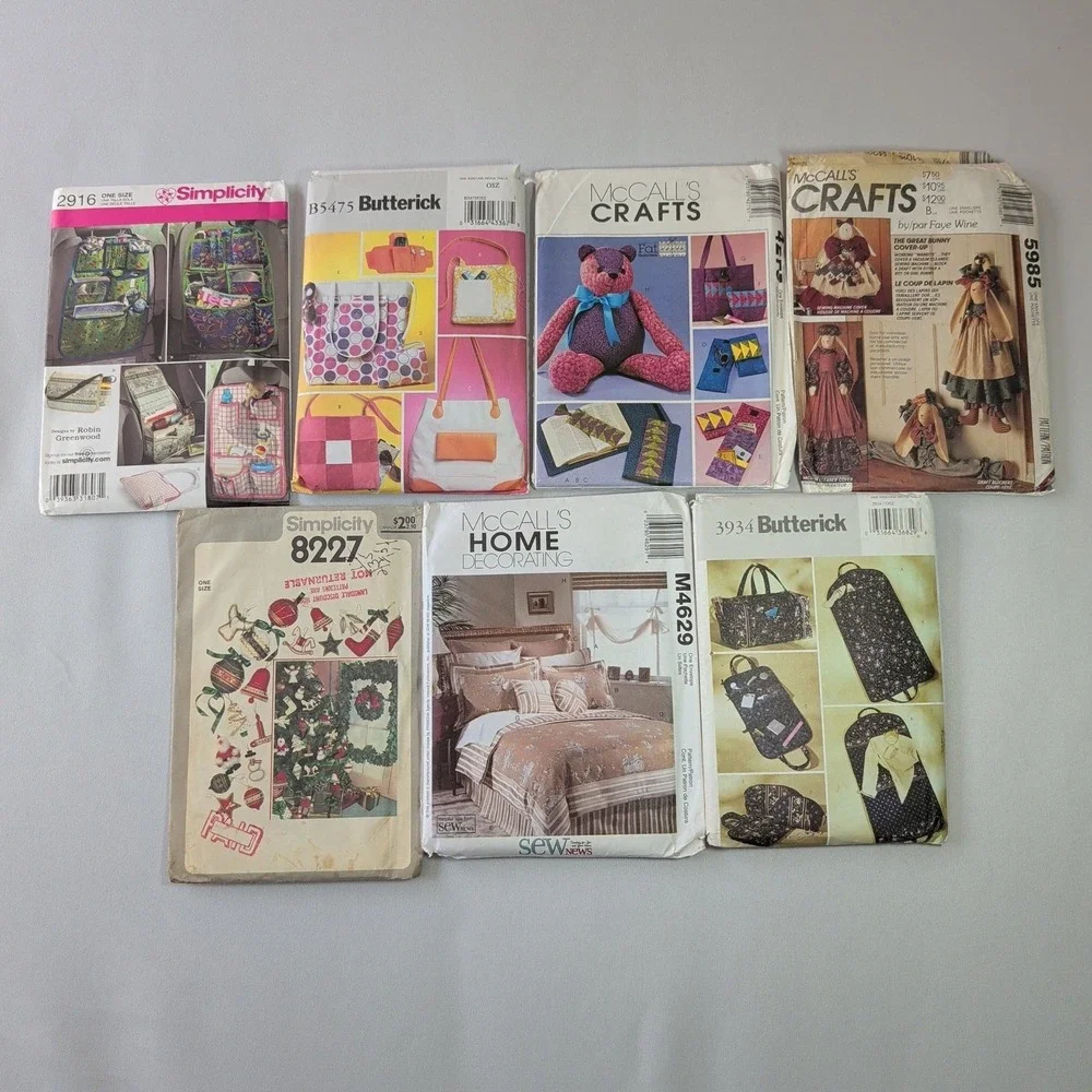 Lot of 36 Sewing Patterns Uncut Home Decor Crafts Holiday